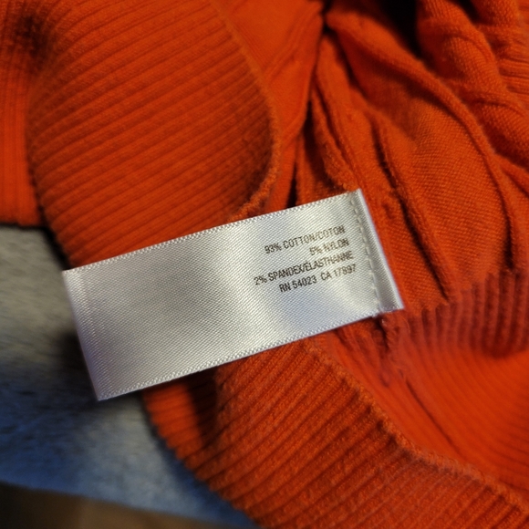 Old Navy sweater, size medium, orange - Picture 3 of 3
